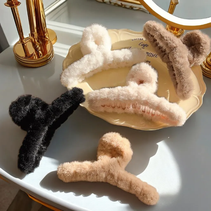 Hair claw