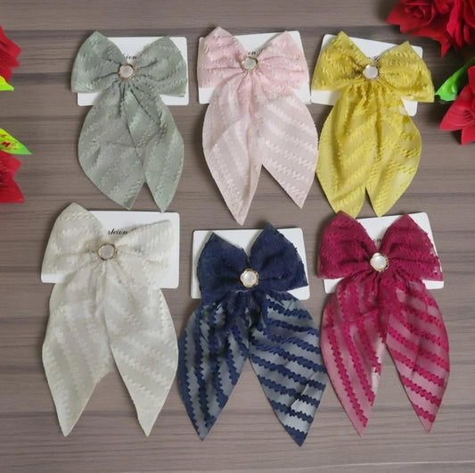 Bow hair clips