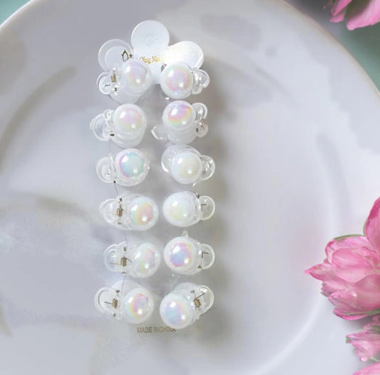 Pearl hair claw clip